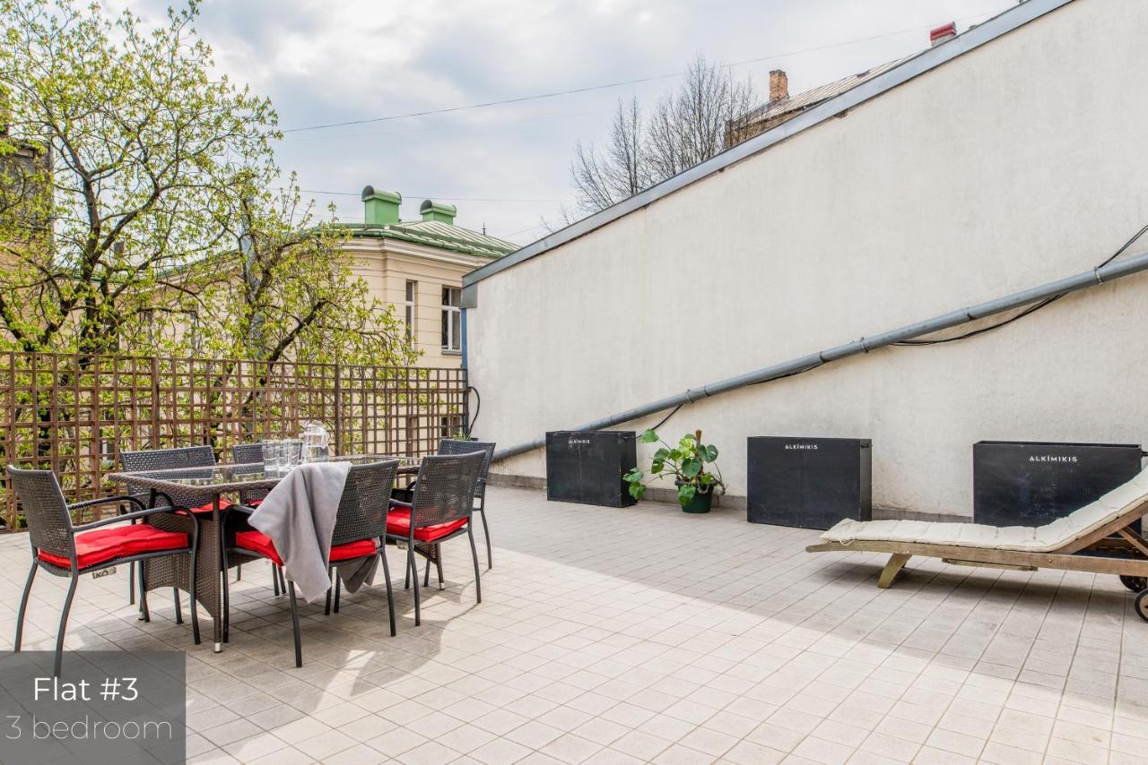 Dandelion Apartments Lacplesa 里加 外观 照片
